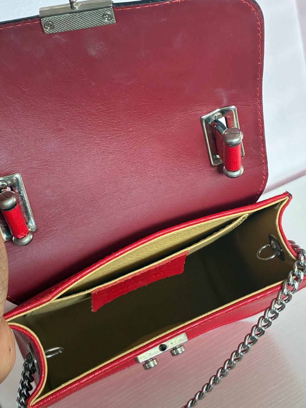 Small Cute Red Camelia Roma Structured Top-Handle Bag - Picture 5 of 8